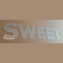 Letra decorativa de zinc SWEET 10 cm